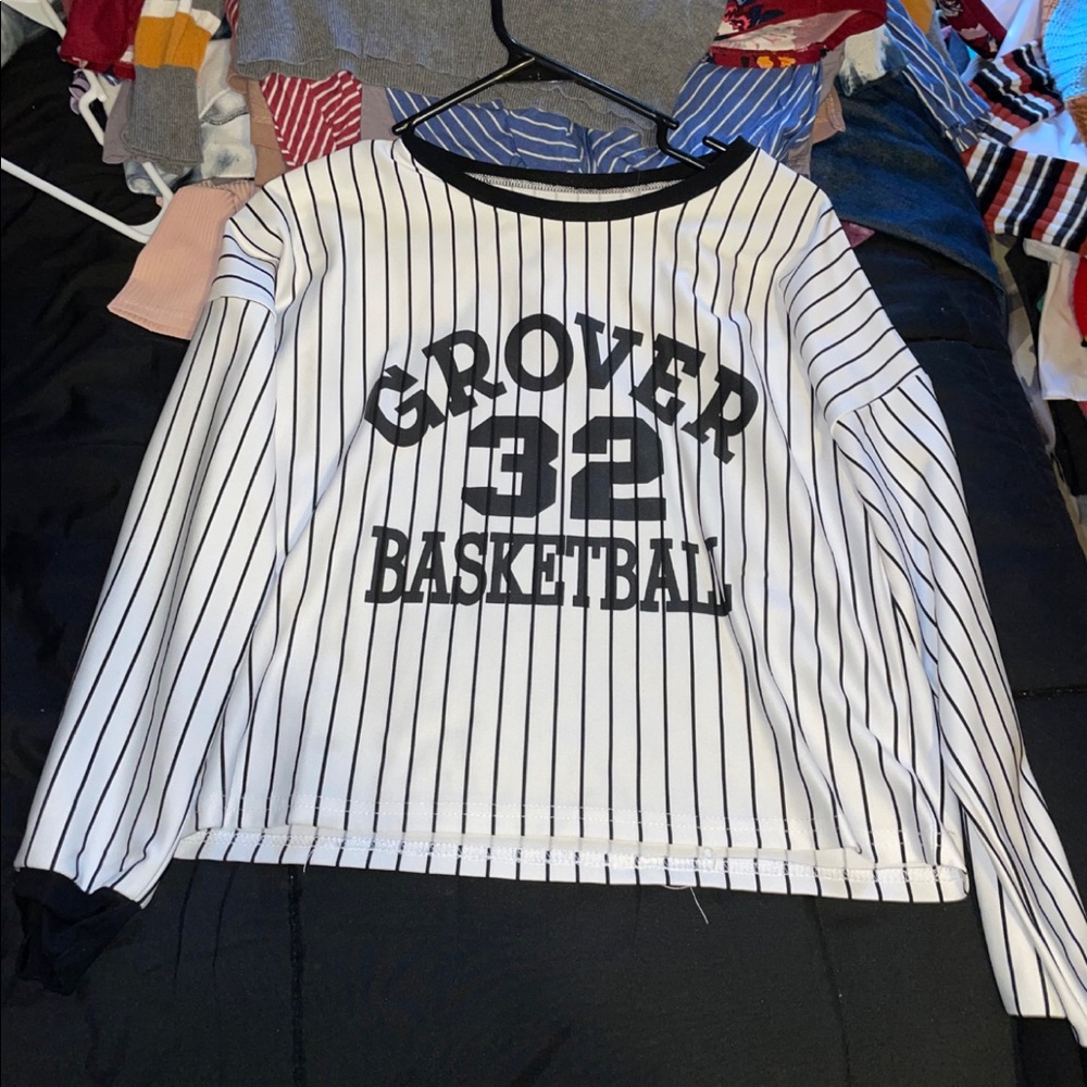 Thrifted Thin Basketball Long Sleeve. Size Medium.